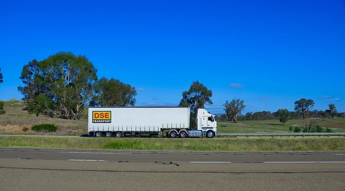 DSE Transport linehaul truck transporting freight efficiently across long-distance Australian routes.