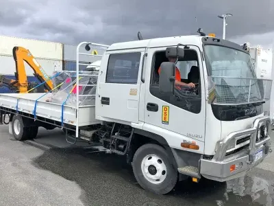 DSE Transport delivery truck loaded and ready to start a suburban home delivery run