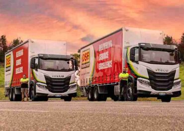Top Reasons Businesses Rely on a Taxi Truck Service for Fast Transport