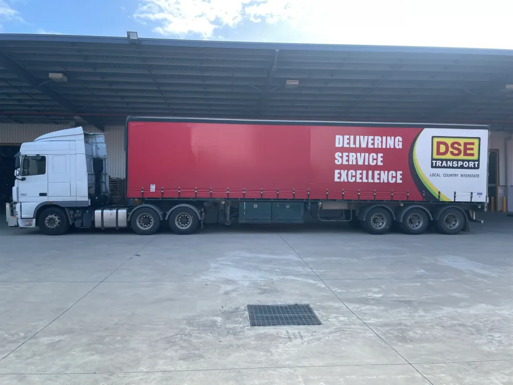 How to Choose the Right Taxi Truck Courier for Your Business